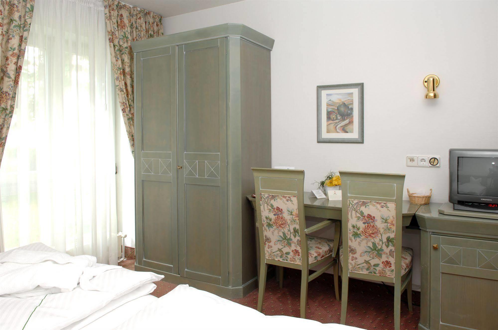 Stegaurach Hotel Gasthof Der Krug מראה חיצוני תמונה